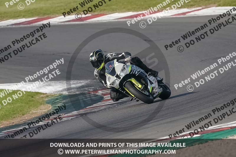 donington no limits trackday;donington park photographs;donington trackday photographs;no limits trackdays;peter wileman photography;trackday digital images;trackday photos
